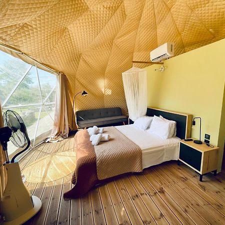 Manna Gea Glamping Domes Vonitsa Exterior foto